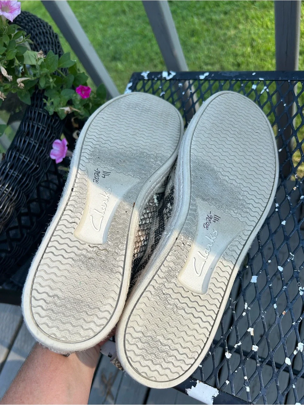 Clarks Collection Women’s Slip-On Snake Print Espadrille Sneakers Size 12M